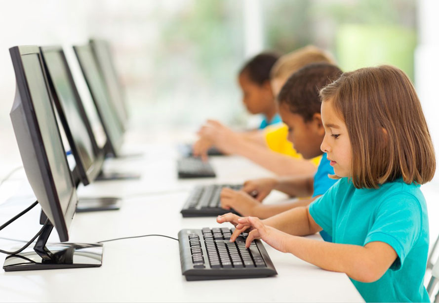 education-elementary-computer HumRRO Serves the Education Sector