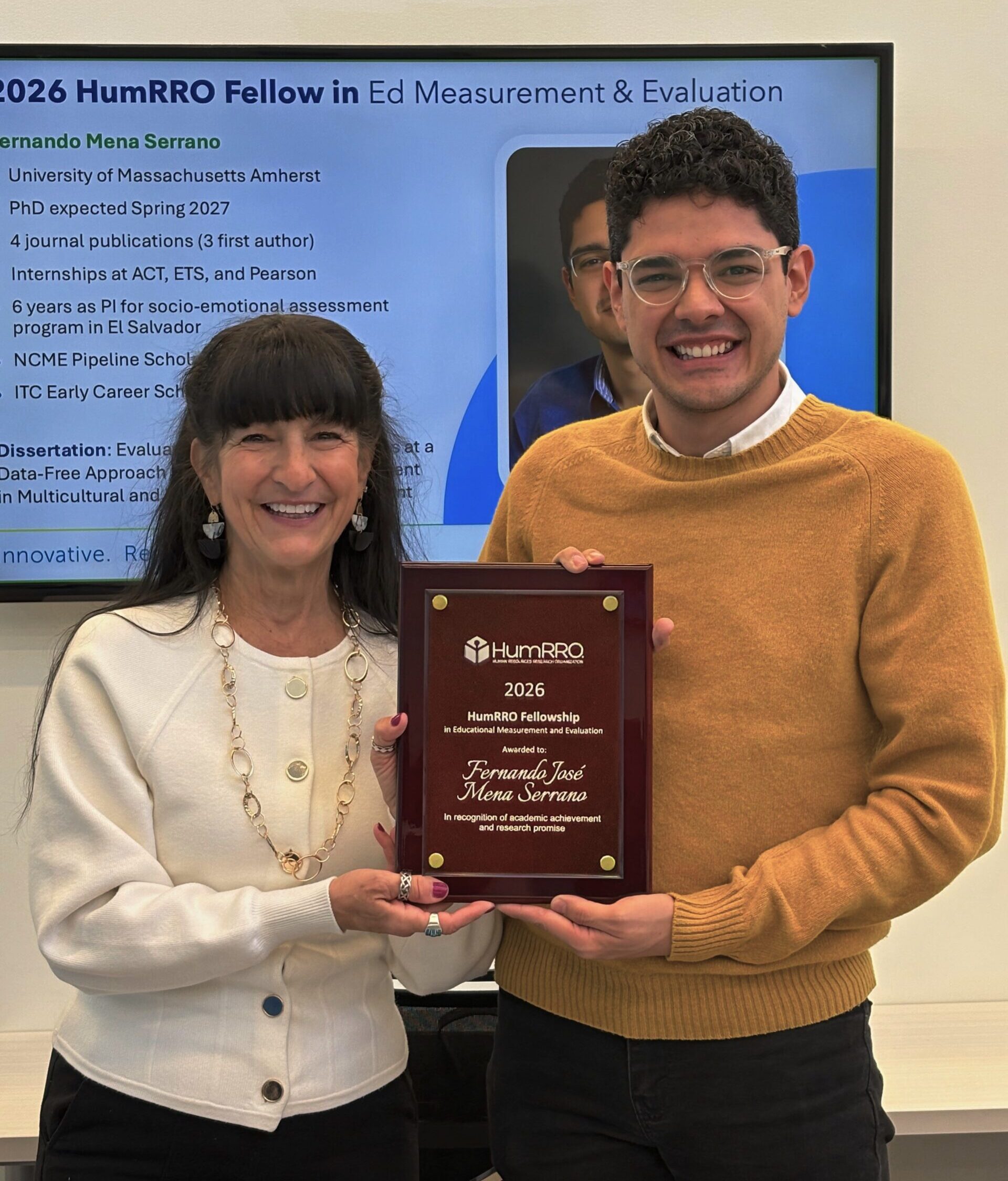 HumRRO CEO Dr. Suzanne Tsacoumis presented Fernando Mena with the HumRRO Fellowship in Educational Measurement and Evaluation. HumRRO CEO Dr. Suzanne Tsacoumis presented Fernando Mena with the HumRRO Fellowship in Educational Measurement and Evaluation.